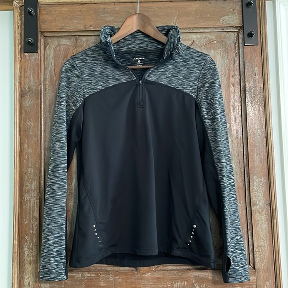 Layer8 Qwick Dry Athletic Long Sleeved 1/4 Zip Size M - Picture 1 of 11